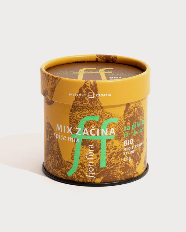 spice mix for chicken in a bowl 20g